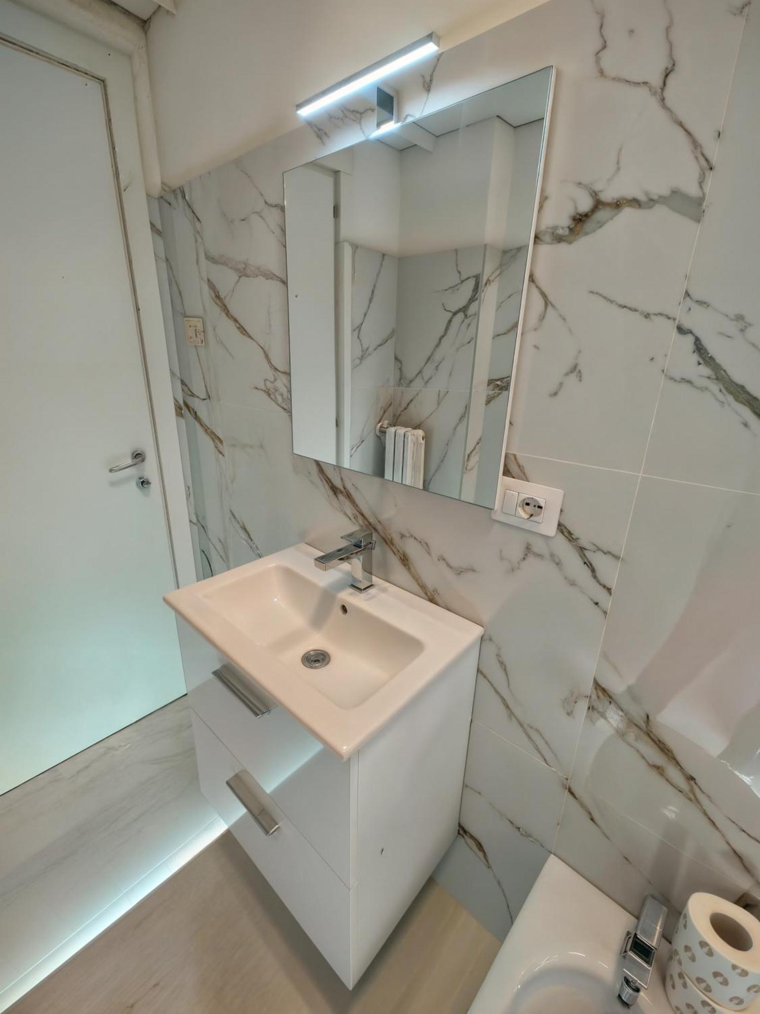 Vivirome - 2 Bedrooms Apartment - San Giovanni エクステリア 写真